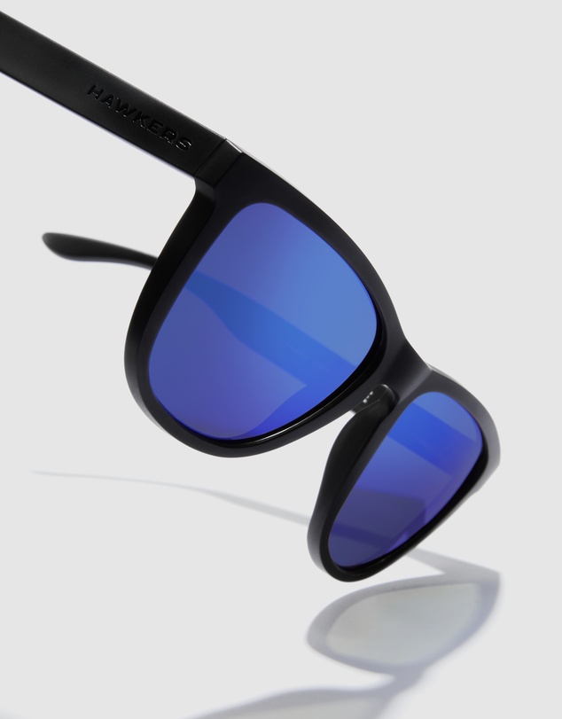 Hawkers Co - Polarized Dark Black Blue One Raw Sunglasses for Men and Women UV400