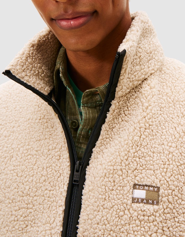 Tommy Jeans - Relaxed Badge Zip Through Teddy