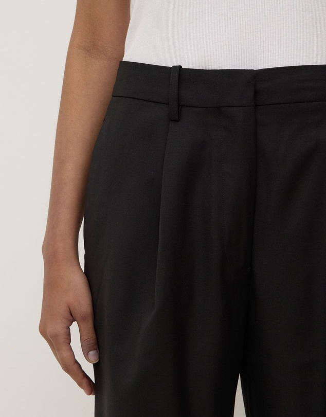 Revibe - Repaired Assembly Label Wool Womens Shorts