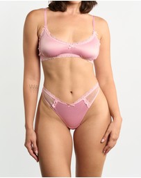 Chouchou Intimates - Florence Thong