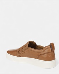 Vionic - Kimmie Sneaker - Tan