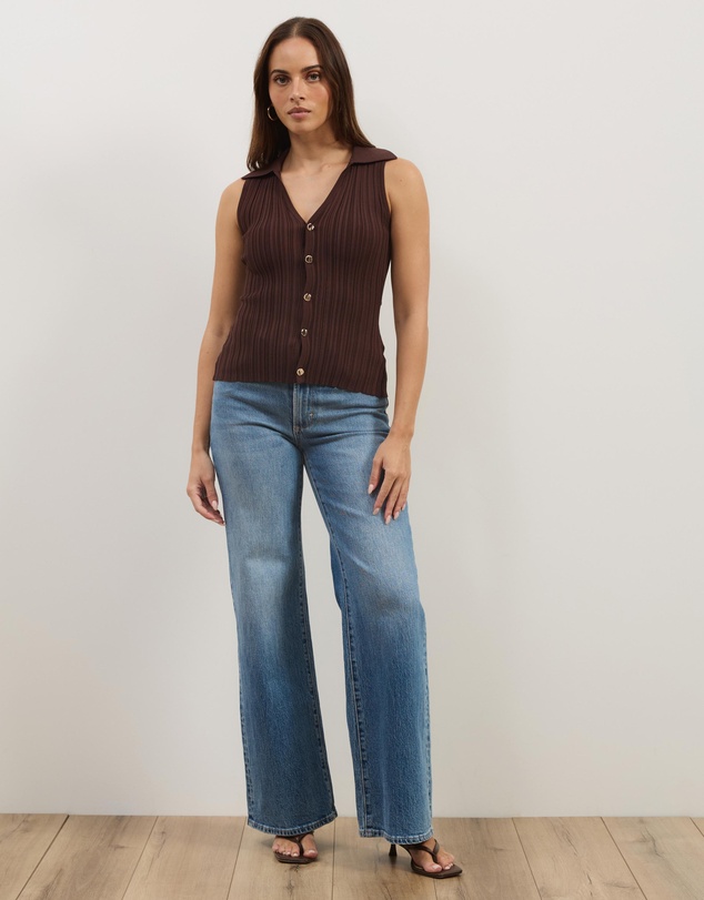 Atmos&Here - Sleeveless Rib Knit Top With Collar