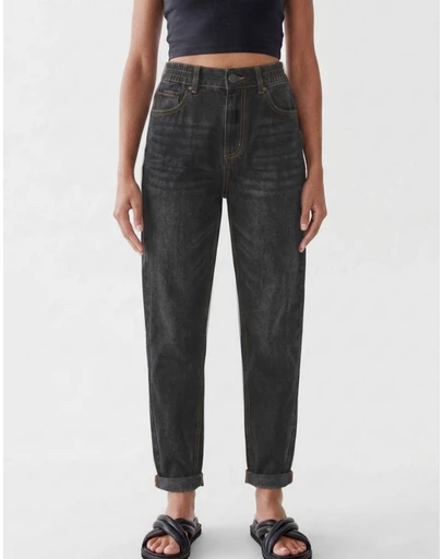 Calli - Hudson Mom Jeans