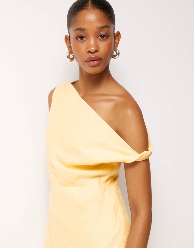 Revibe - Repaired AERE Fia Linen Draped Off Shoulder Maxi Dress - AU 12