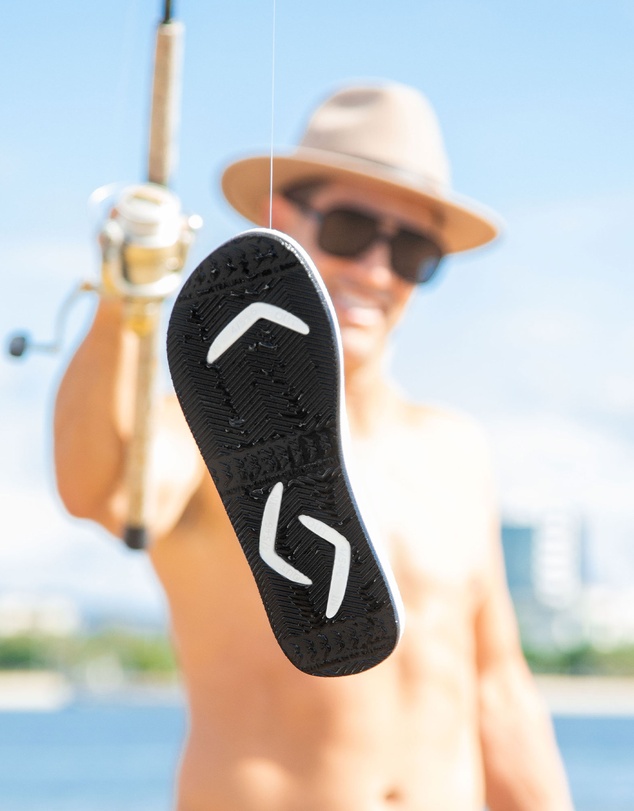 Boomerangz Footwear - Men's White/Black Thongs with arch support and 2 x interchangeable straps