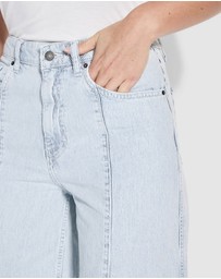 GUESS Originals - GUESS Originals High-Rise Tapered Baggy Jeans
