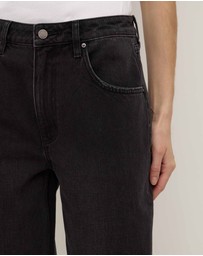 Assembly Label - Low Curve Mid Rise Jeans