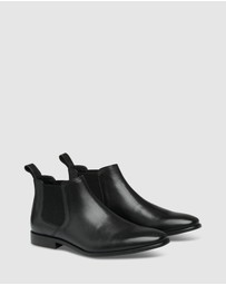 yd. - New York Chelsea Boot