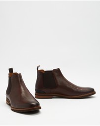 Florsheim - Highland Chelsea Boots