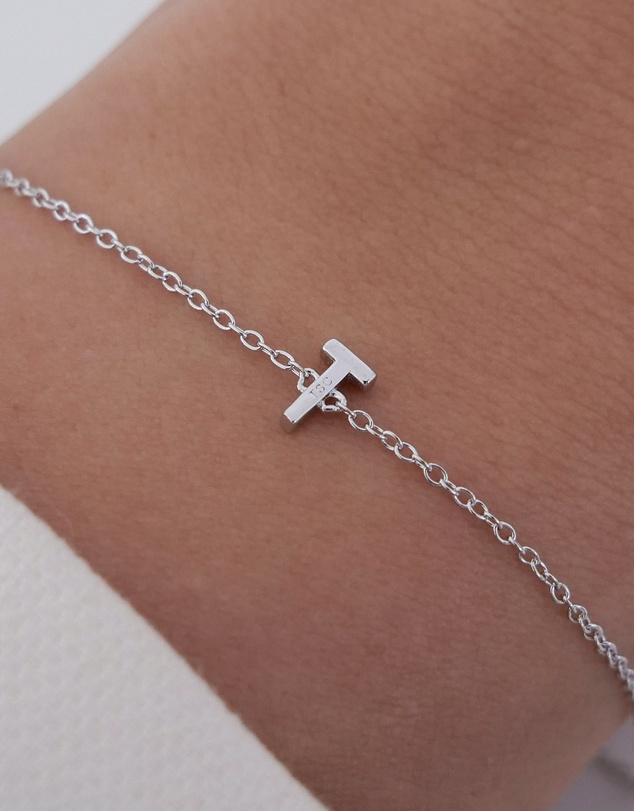 The Silver Collective - Petite A-Z Letter Bracelet Silver - T