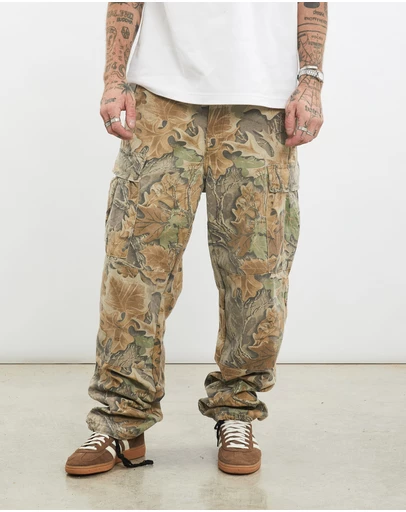 Vintage by The Real Deal - Pre Loved - Vintage Realtree Camo 'Double Knee' Cargo Pants