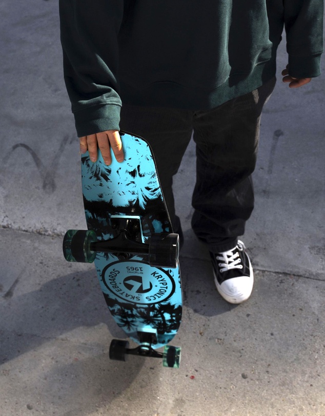 iWorld - Bravo Sports Kryptonics KR28 Cruiser Board Skateboard