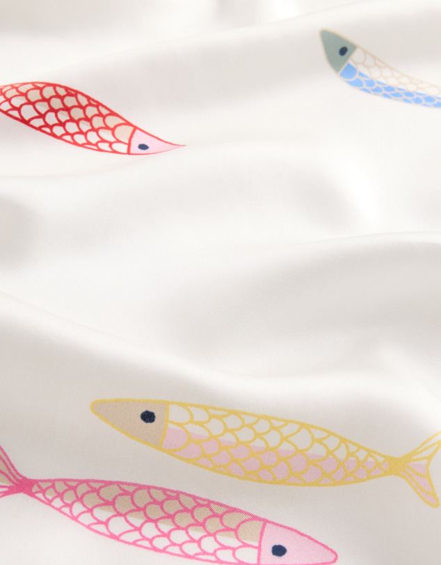 GAP - Oversized Silk Bandana