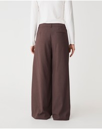 Forcast - Arden Mid Rise Pleated Pants