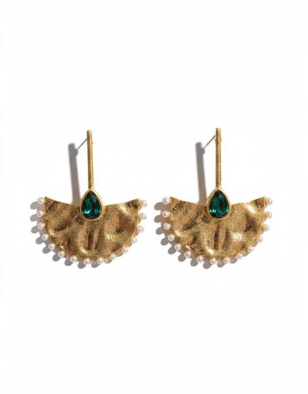 Mossée - Vida Vintage Gold Pearl Fan Stud Earrings