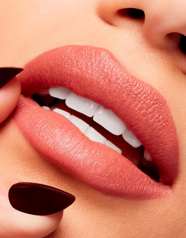 MAC - Velvet Blur Slim Stick Lipstick