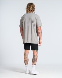 Vacancy Co - Hibiscus Tee