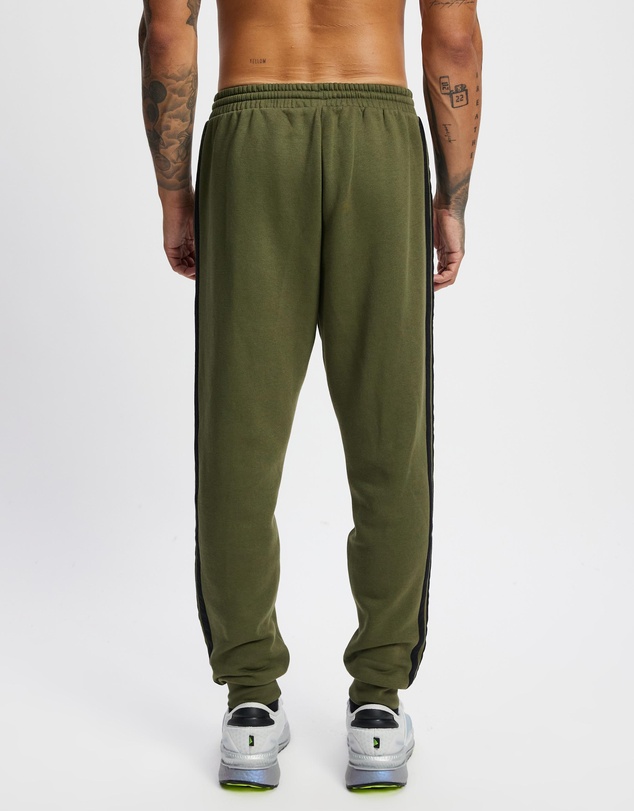 adidas Sportswear - Essentials 3-Stripes Fleece Pants