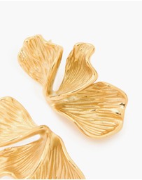 Lovisa - Waterproof Gold Plated Stainless Steel Petal Fan Earrings