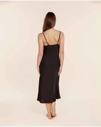 Gingerlilly - Magnolia Silky Satin Long Gown