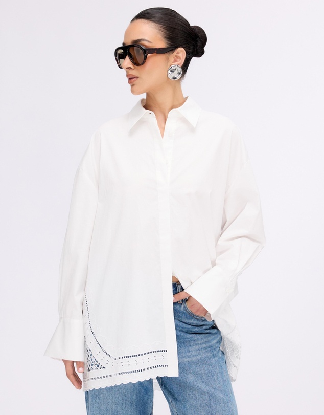 Revibe - Repaired Minima Esenciales Daphne Embroidered Oversized Shirt - AU 6