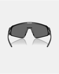 Oakley - Latch Panel