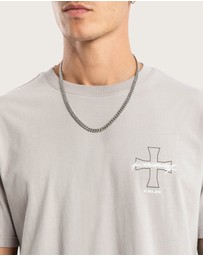 Kiss Chacey - Crossover Dual Curved Tee