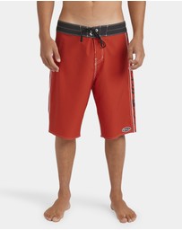 Billabong - Mens Immortal Core 21