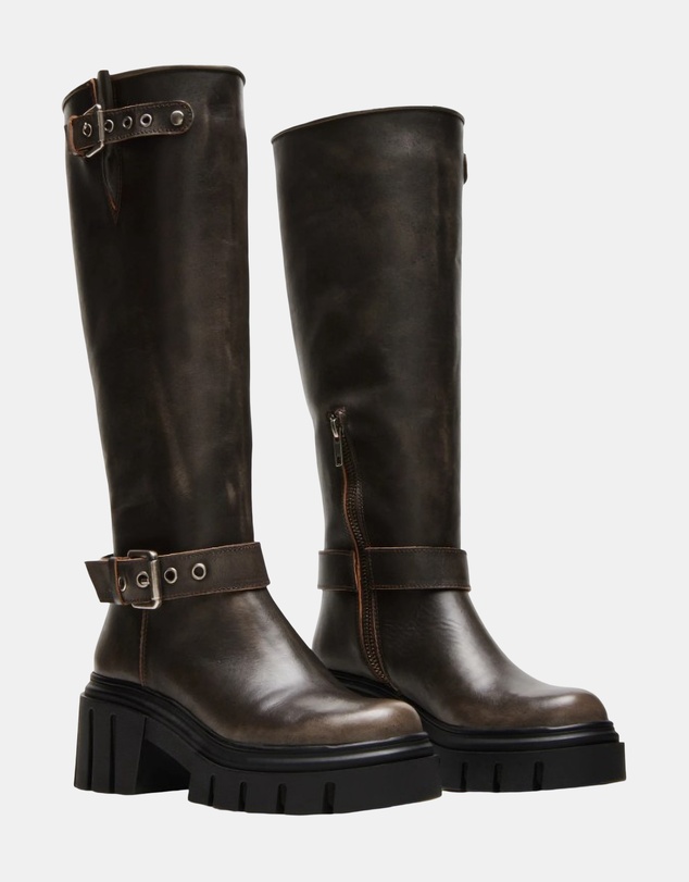 Steve Madden - Brigade Brown Distressed Boots
