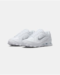 Nike - Reax 8 LTR - Women's