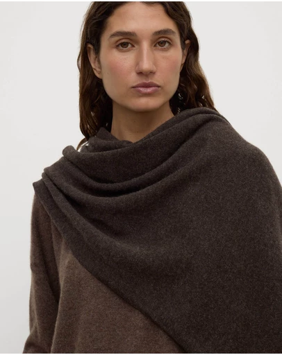Assembly Label - Wool Scarf Ganache