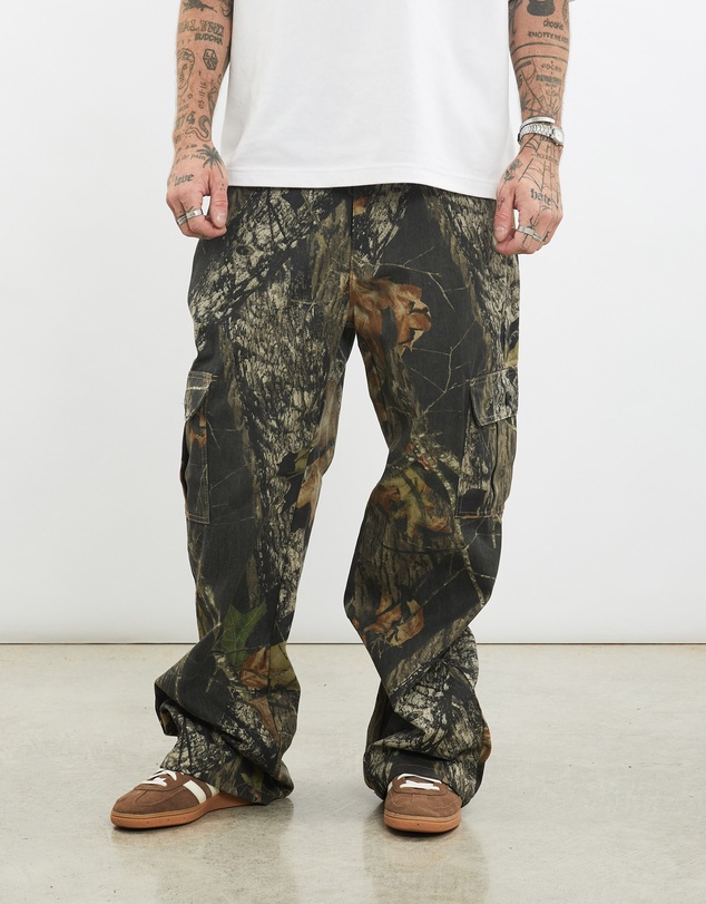Vintage by The Real Deal - Pre Loved - Vintage Mossy Oak Realtree Camo Cargo Pants