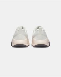 Nike - MC Trainer 3 - Women's
