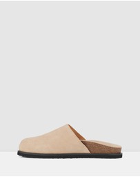 Rollie - Mills Mule Flat