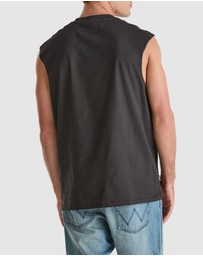 Wrangler - Fangs Muscle Tee