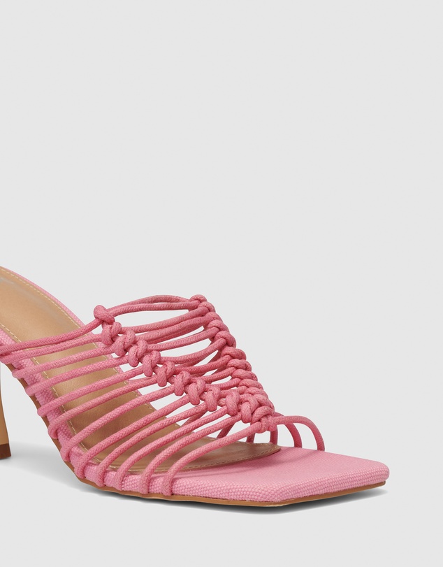 Novo - Zags Mules