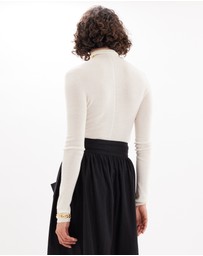 Amelius - Val Turtleneck Knit Top