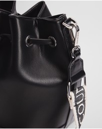 Country Road - Classic Bucket Bag