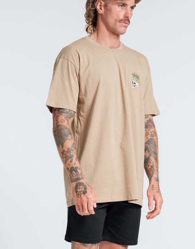 Vacancy Co - Club Dread Tee