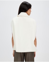 Honey and Beau - Manhattan Cape