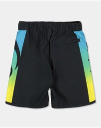 Quiksilver - Boys 8 to 16 Everyday 13