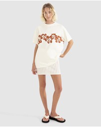 Rhythm - Scallop Knit Mini Skirt