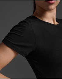 2XU - Fluid Ribbed Crop Tee
