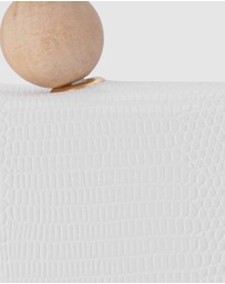 Olga Berg - Caylee Wood Bead Handle Bag