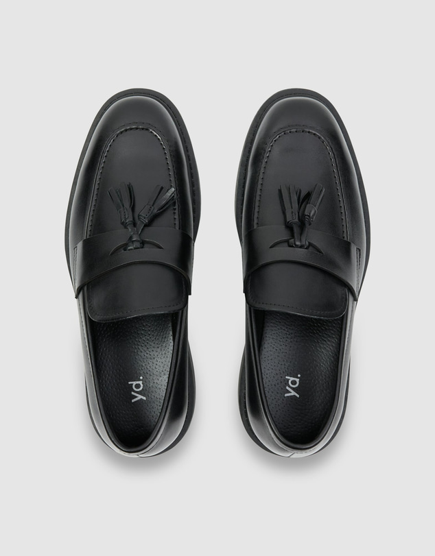 yd. - Chester Tassel Loafer