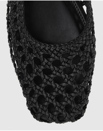 SPURR - Amari - ONLINE EXCLUSIVE