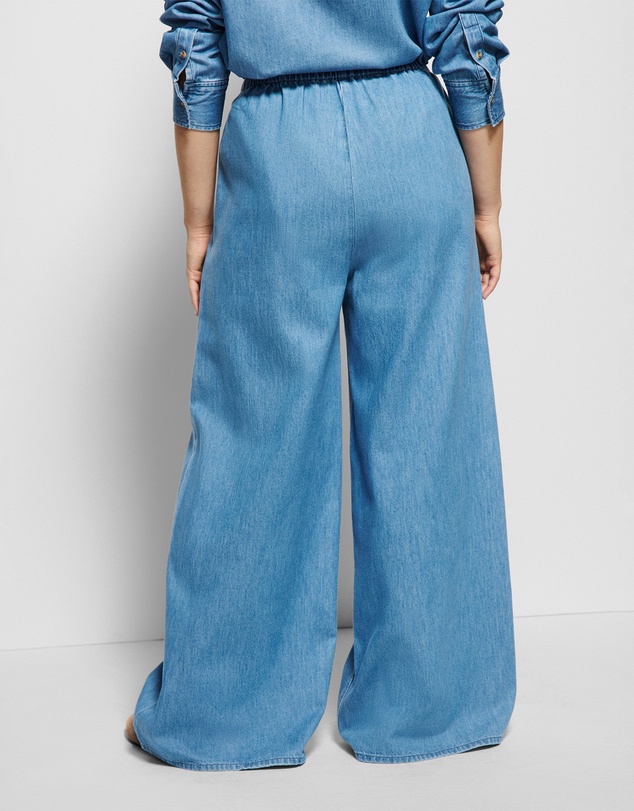 Commonry - Theresa Pant