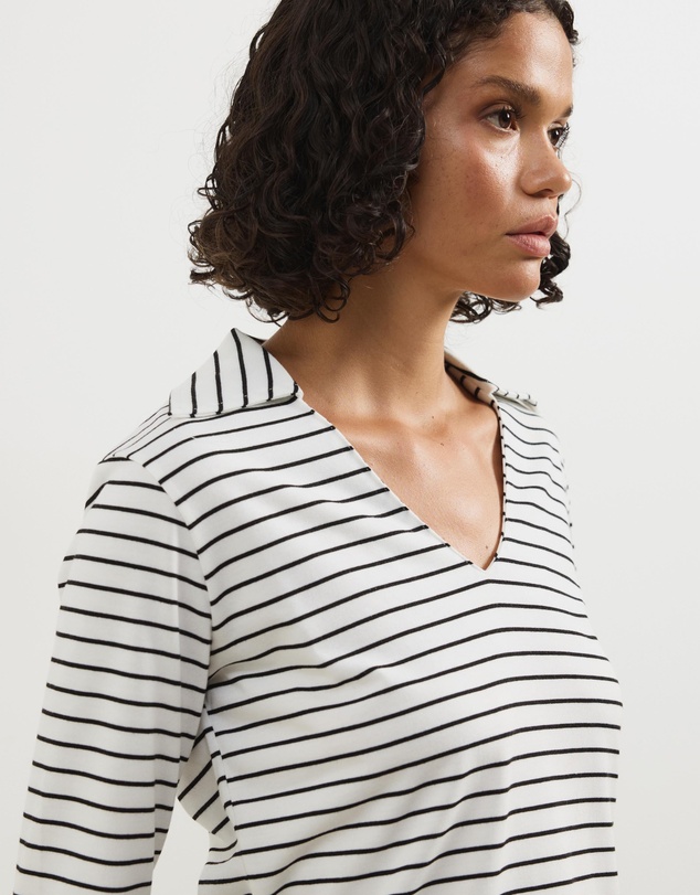 Atmos&Here - Long Sleeve Stripe V-Neck Top