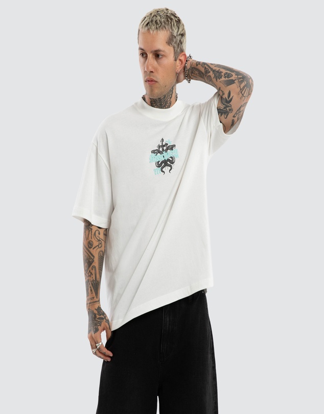 Kiss Chacey - Despair Street Tee