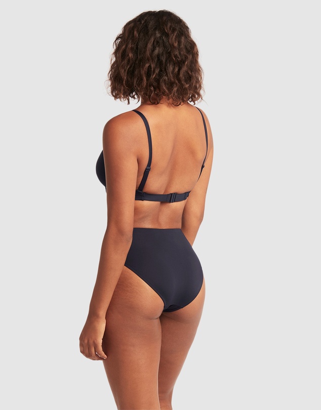 Sea Level Australia - Essentials Twist Front DD/E Cup Bra